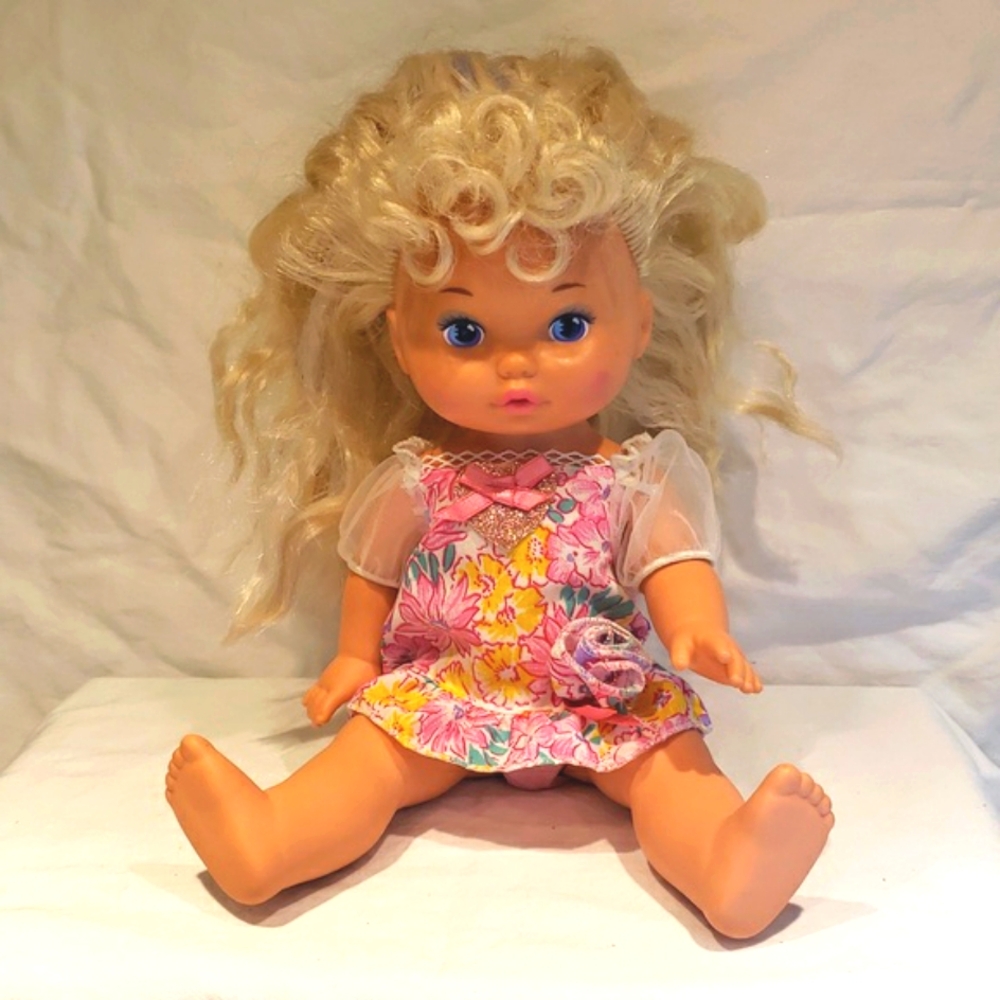 Vintage 1988 Doll Lil Miss Magic Hair, Magic Touch. Original Clothes And Shoes - Picture 9 of 14